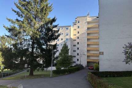 Wohnung zum Kaufen in Saarbrücken 89.000,00 € 77 m²