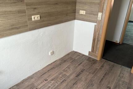 Schöne helle und ab sofort verfügbare, 3 Zimmerwohnung zu vermieten - Herbsleben