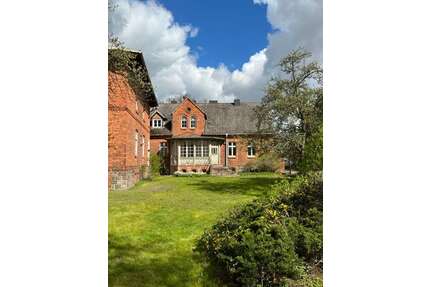 Haus zum Kaufen in Gardelegen OT Jäventiz 239.000,00 € 375 m²