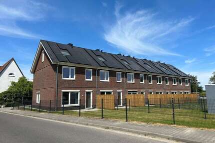 Haus zum Mieten in Krostitz 1.825,00 € 115 m²