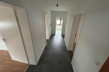 Mietwohnung zu sofort - 950,00&nbsp;EUR Kaltmiete, ca.&nbsp; 74,00&nbsp;m&sup2; in Östringen (PLZ: 76684)