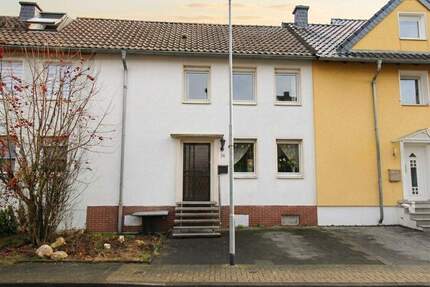 Gestalten statt suchen - Sanierungsobjekt mit Garten, Ausbaureserve & Stellplatz in Kerpen