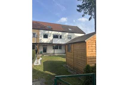 Haus zum Mieten in Nürnberg 1.600,00 € 150 m²