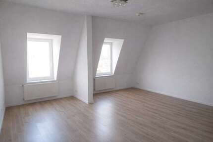 Wohnung zum Kaufen in Dresden 129.000,00 € 83 m²