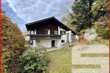 Haus zum Kaufen in Freyung 299.000,00 € 144 m²