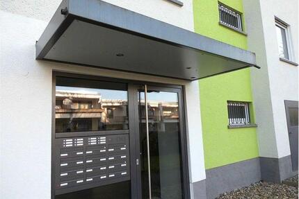 1,5-Zimmer Apartment, Sonnenbalkon, Fahrstuhl, PKW-Stellplatz - Wiesbaden Klarenthal