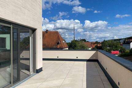 Excl. neuwertige Dachterrassenwohnung in Gunzenhausen zu verkaufen!