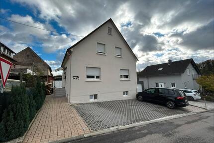Tolles ,modernisiertes Einfamilienhaus mit Garage und Garten - Hardthausen am Kocher