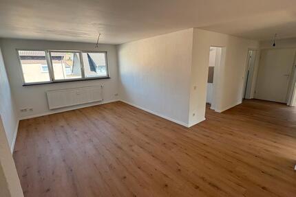 Wohnung - Saarlouis- NEU - 900,00&nbsp;EUR Kaltmiete, ca.&nbsp; 90,00&nbsp;m&sup2; in Saarlouis (PLZ: 66740)