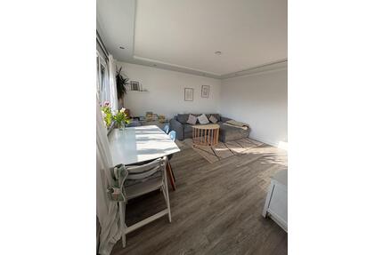 Modernisierte 4-Zimmer-Wohnung mit 2 Balkonen in ruhiger Lage - Wolfsburg Alt-Wolfsburg