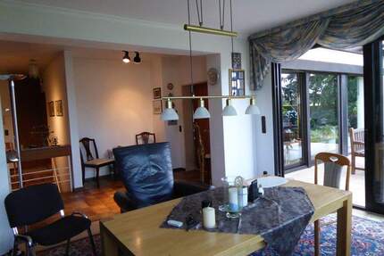 Wohnen auf einer Ebene großzügiger Bungalow auf Erbpachtgrundstück mit Garage - Garbsen Meyenfeld