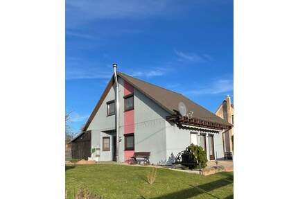 Traumhaftes Einfamilienhaus mit Terrasse, Garage herrliche Lage in MeeraneSchönberg