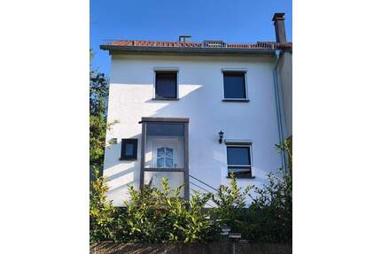 Top renoviertes Reihenendhaus in Würzburg