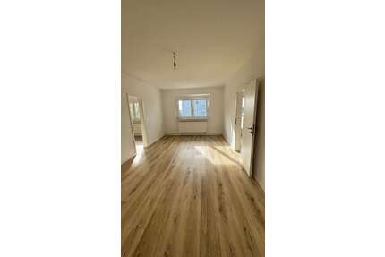 Wohnung zum Kaufen in Rostock 150.000,00 € 65 m²