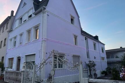 Mehrfamilienhaus - 699.999,00&nbsp;EUR Kaufpreis, ca.&nbsp; 450,00&nbsp;m&sup2; in Boppard (PLZ: 56154)