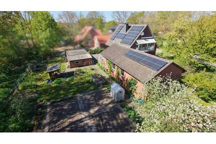 IMMOBILIEN GUMNIOR präsentiert: großzügiges Einfamilienhaus im Außenbereich von Emsbüren - Emsbüren / Ahlde