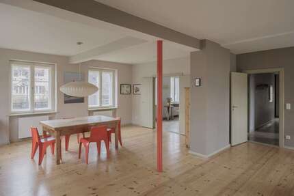 Haus zum Kaufen in Potsdam am Heiligen See 1.995.000,00 € 256.23 m²