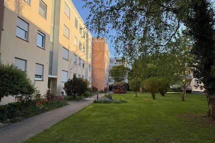 Wohnung zum Kaufen in Wiesbaden 198.000,00 € 53 m²