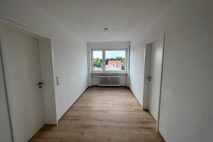 Attraktive 3-Zimmer-Wohnung mit Balkon zentral in Günzburg - Ursberg