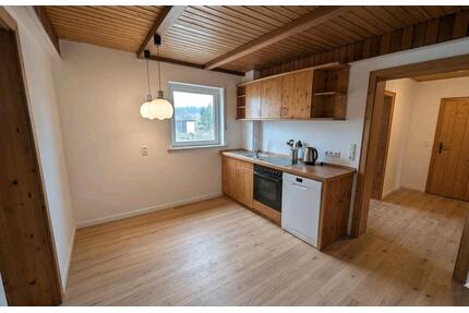 Frisch sanierte 3.5 -Zimmer-Wohnung 55 m² Grieshiem Darmstadt - Griesheim