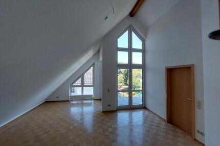 Lichtdurchflutete DG Wohnung - 490,00&nbsp;EUR Kaltmiete, ca.&nbsp; 49,00&nbsp;m&sup2; in Boppard (PLZ: 56154)