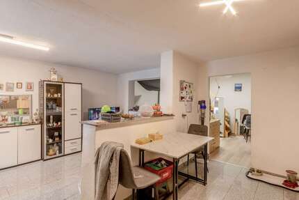 Haus zum Kaufen in Walheim 398.000,00 € 197.45 m²