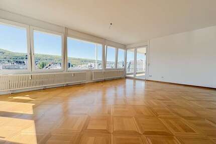 Wohnung zum Mieten in Bad Neuenahr-Ahrweiler 1.260,00 € 126 m²