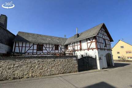 Haus zum Kaufen in Mörschbach 259.000,00 € 192 m²