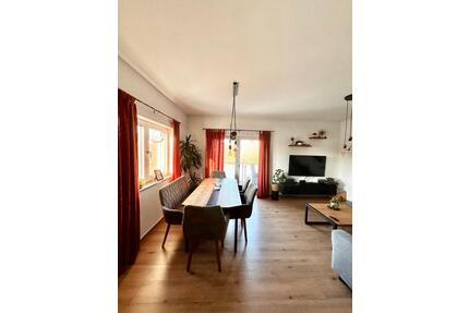 Moderne 3-Zimmer Wohnung in Eging am See