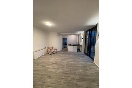 Behindertengerechte Wohnung mit Terrasse - Albstadt