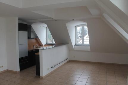 Luxuriöse 3-Zimmer DG (mit Galerie), 97 qm Brutto-Wohnfläche - München Trudering-Riem