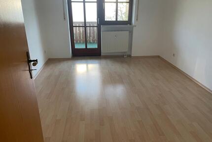 Schöne helle 3-Zimmer Wohnung mit Balkon und TG-Stellplatz - Mehring