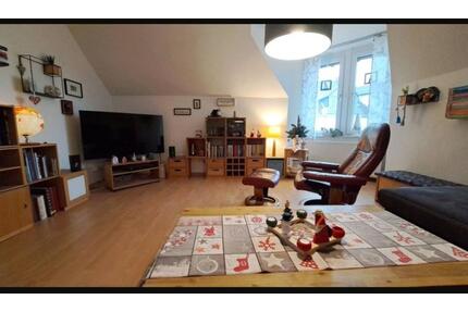 4 Zimmer Wohnung mit Garage und Einbauküche im 3-Fam Haus - Solingen Central