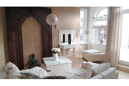 Ausgefallene Altbauwohnung, vollmöbliert - Wilhelmshaven