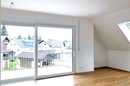 Wohnung zum Mieten in Rot 878,00 € 77.3 m²