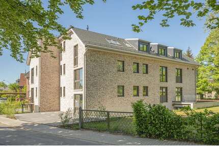 Wohnung zum Mieten in Rellingen 2.012,67 € 112.51 m²