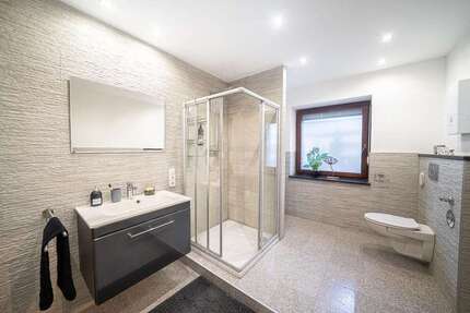 Wohnung zum Kaufen in Konz 185.000,00 € 68 m²