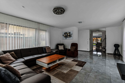 Haus zum Kaufen in Weiterstadt 949.000,00 € 210 m²