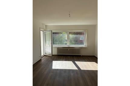Schöne, großzügige Wohnung mit Balkon zu vermieten - Kaltenkirchen