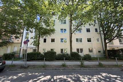 Wohnung zum Kaufen in Berlin-Treptow 180.000,00 € 66.68 m²