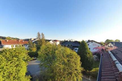 Wohnung zum Kaufen in Bad Endorf 225.000,00 € 61 m²