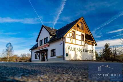Haus zum Kaufen in Thermalbad Wiesenbad OT Schönfeld 449.000,00 € 186.2 m² - Thermalbad Wiesenbad/ OT Schönfeld