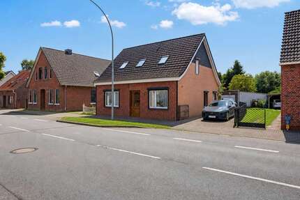Haus zum Kaufen in Bremervörde 248.000,00 € 176 m²