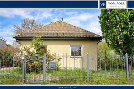 Wohnen mit viel Platz, Einfamilienhaus mit zusätzlicher Ebene und Gartenparadies - Berlin Kaulsdorf