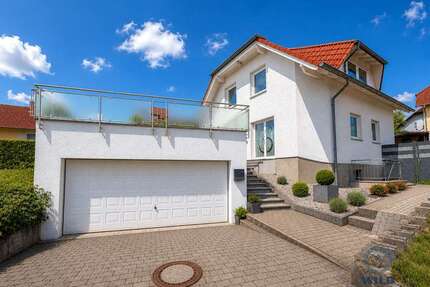 Haus zum Kaufen in Püttlingen 570.000,00 € 205 m²