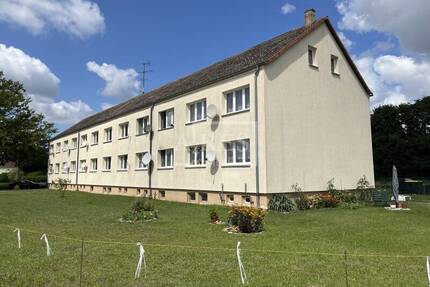 400 EURm² - Mehrfamilienhaus in Steckby - Steutz