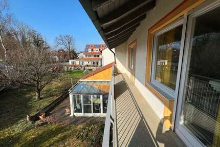 Haus zum Mieten in Dachau 3.000,00 € 219 m²
