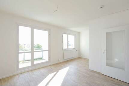 Wohnung zum Mieten in Halle 270,00 € 31.26 m²