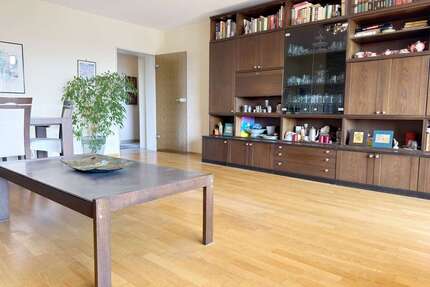 Wohnung zum Kaufen in Langenfeld 195.000,00 € 69.53 m²