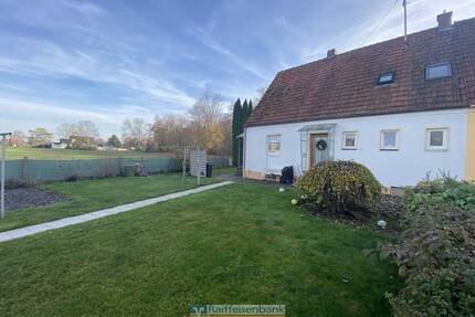 Haus mit großem Garten in Neuburg an der Donau, Stadtteil Bittenbrunn! - Neuburg an der Donau / Bittenbrunn